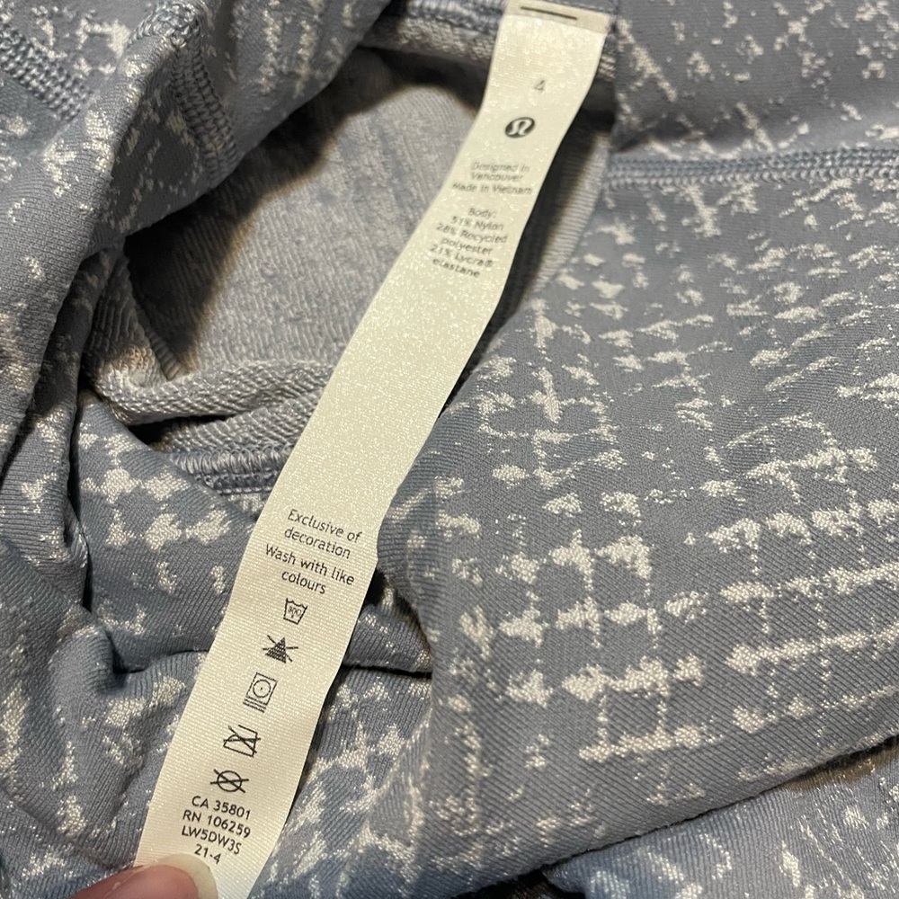 NWOT Lululemon Athletica Leggings - Picture 3 of 5